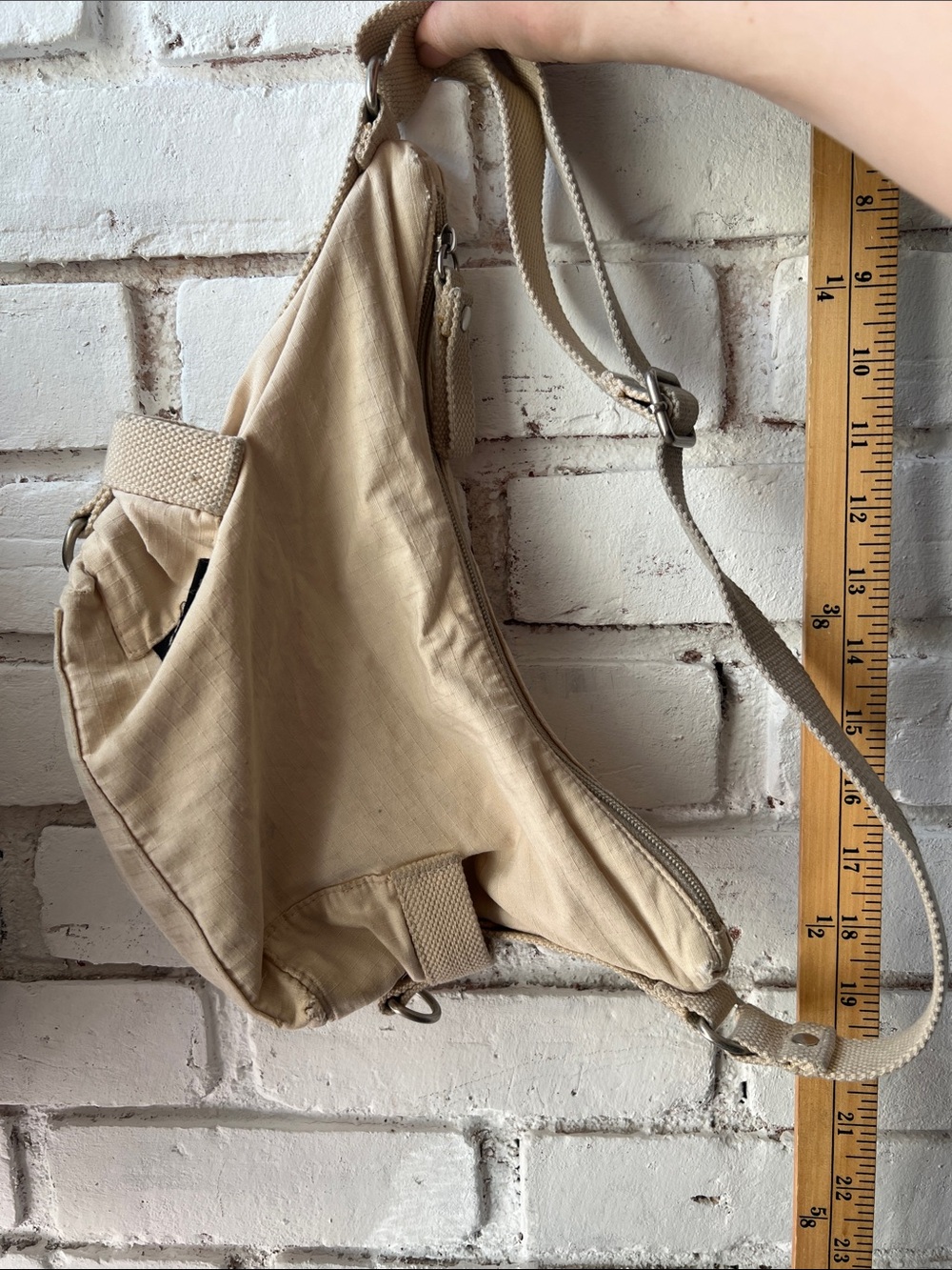 Casual Canvas Shoulder Bag in Beige ROOTS cotton utility bag - Picture 5 of 5